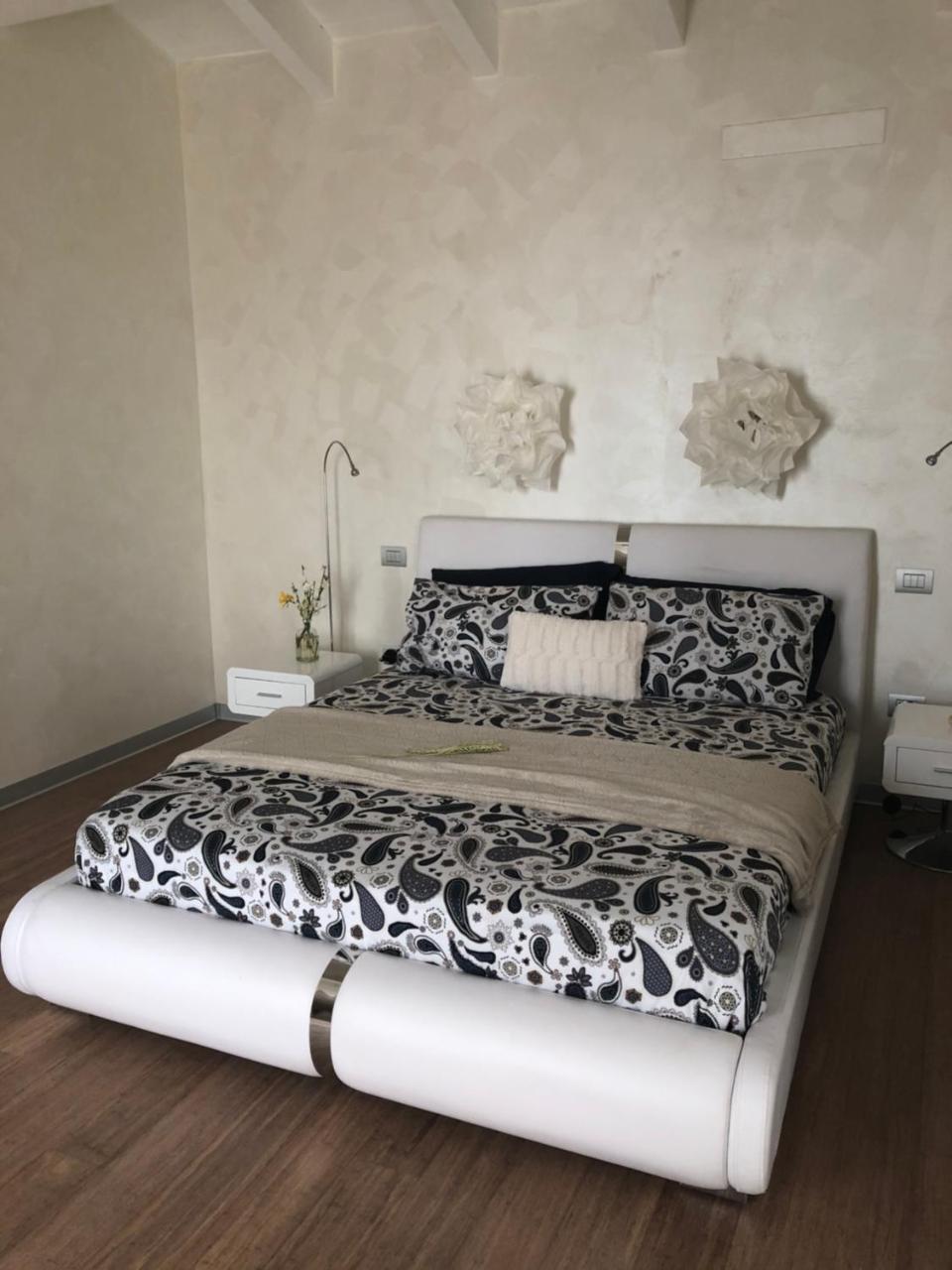 B&B Borgo Marina Бордигера Экстерьер фото